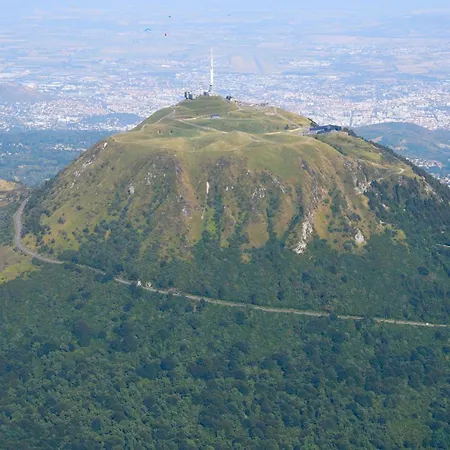 La Maisonnette Des Dômes Près Vulcania Mazaye