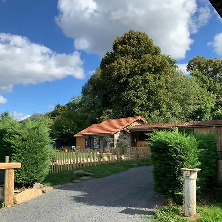 Hébergement de vacances La Maisonnette Des Dômes Près Vulcania